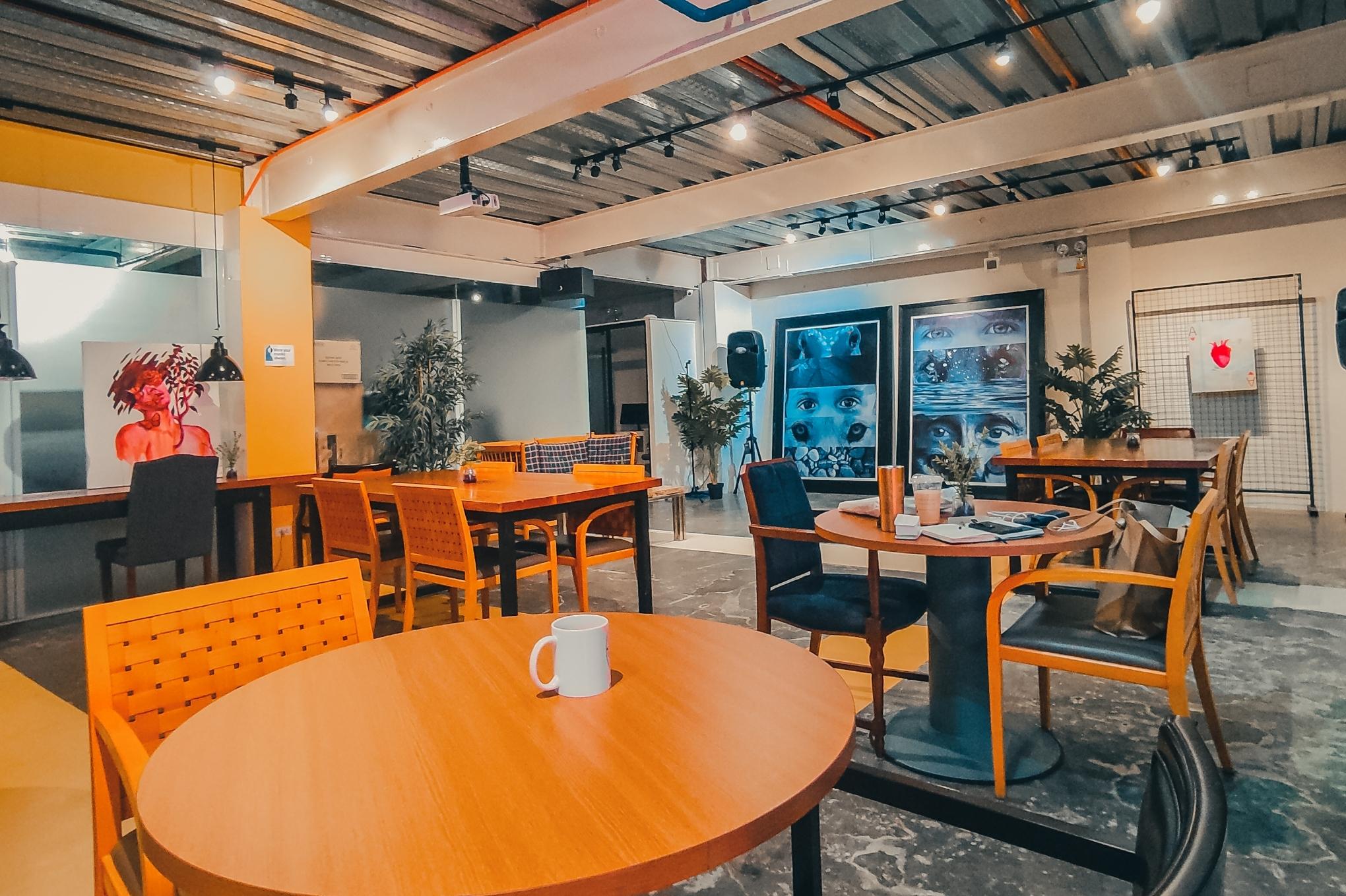 To show how the co-working space at Aajogo Mandaue looks like